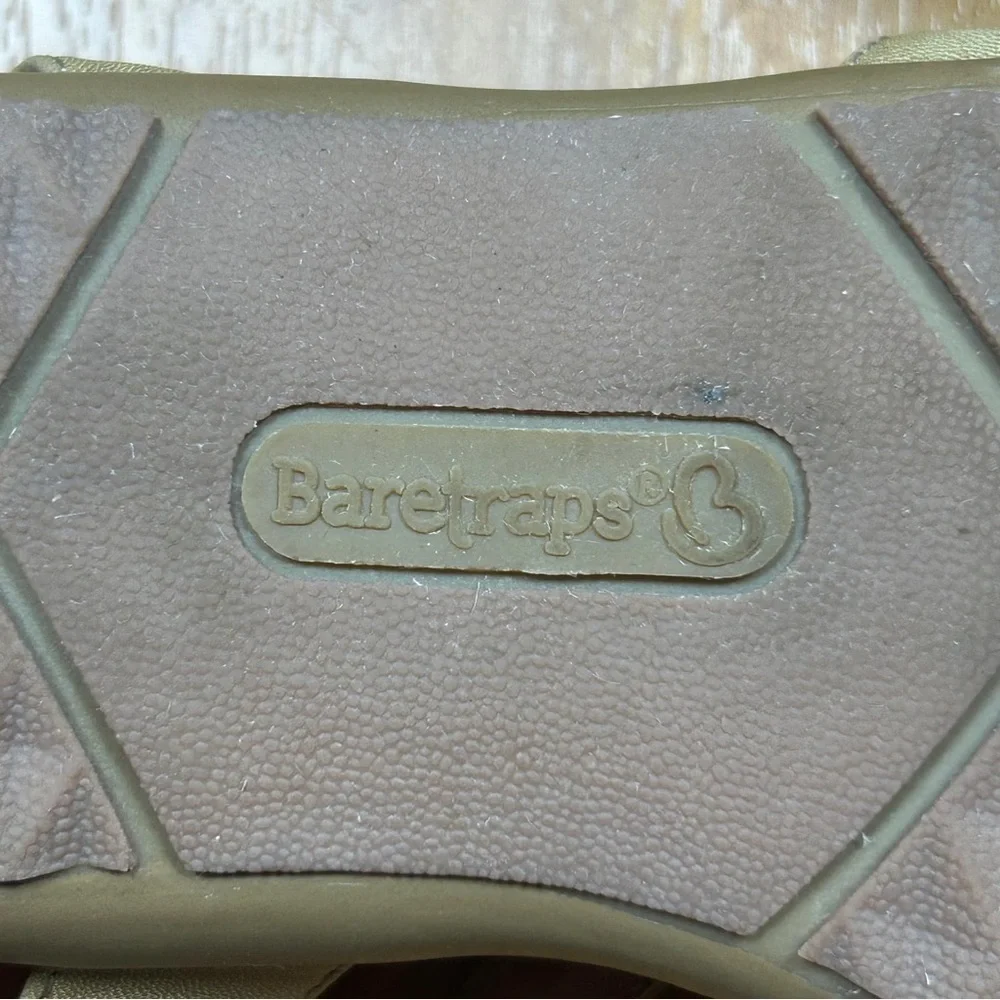 BareTraps Women’s Cream and Tan Sandals Casual Comfort Size 8M